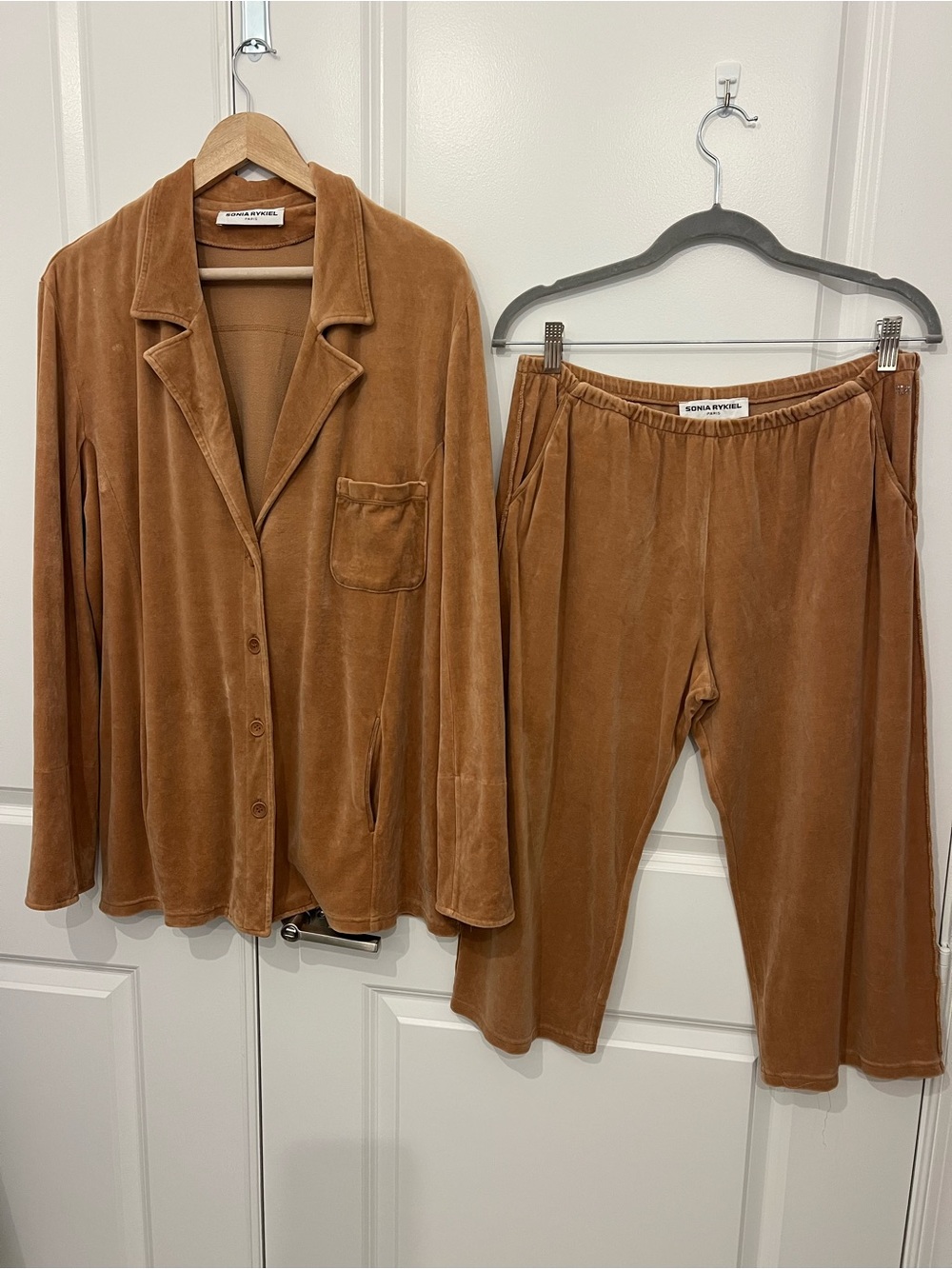 Sonia Rykiel Paris Velour 2 Piece Pantsuit Jacket Capri Pants Set Brown L